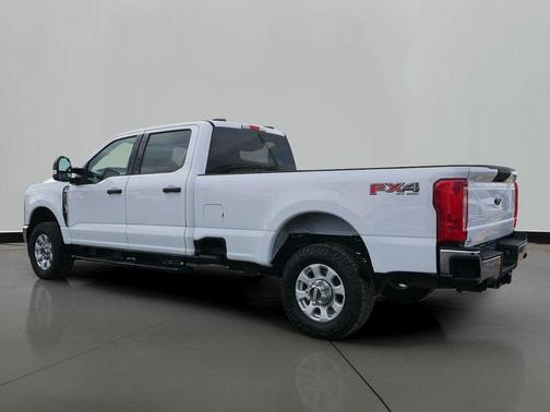 2024 Ford F-350 XLT