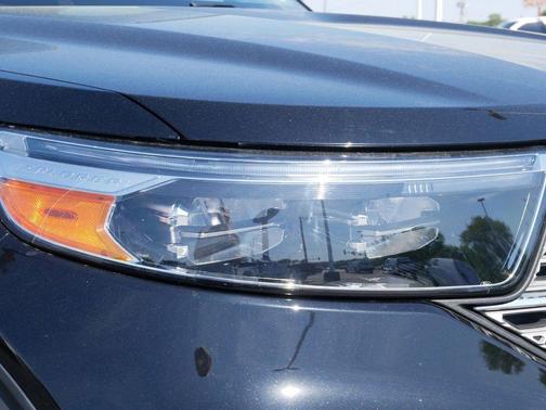 Black Metallic 2023 Ford Explorer Limited