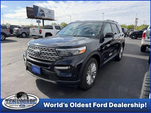Black Metallic 2023 Ford Explorer Limited