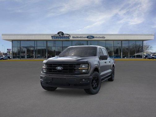 Agate Black Metallic 2026 Ford F-150 XLT