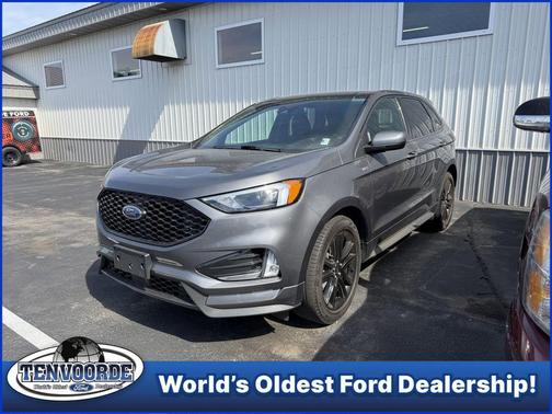 Gray Metallic 2023 Ford Edge ST Line