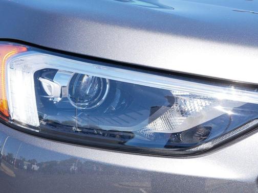 Gray Metallic 2023 Ford Edge ST Line