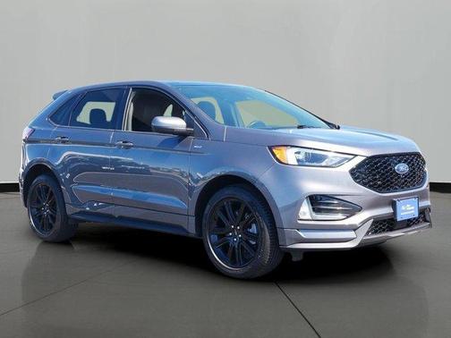 Gray Metallic 2023 Ford Edge ST Line