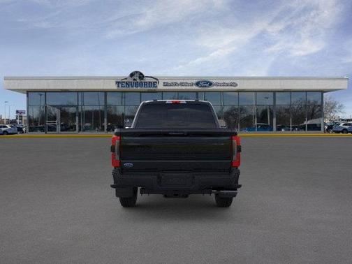 2025 Ford F-350 Platinum