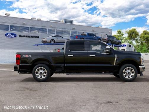 Agate Black Metallic 2027 Ford F-350 Lariat Super Duty