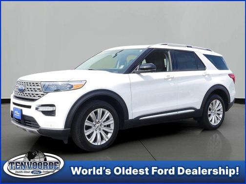 White Metallic 2022 Ford Explorer Limited