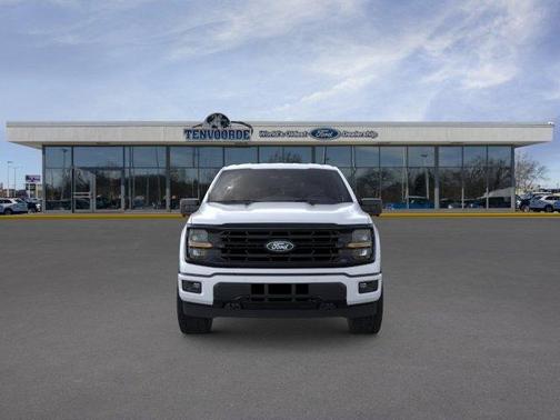Oxford White 2026 Ford F-150 XLT