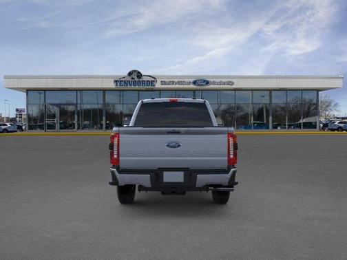Glacier Gray Metallic 2026 Ford F-350 Lariat Super Duty