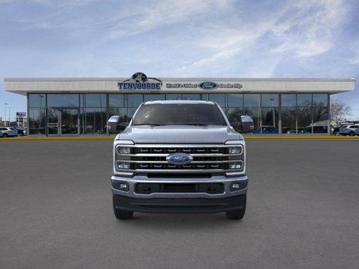 Glacier Gray Metallic 2026 Ford F-350 Lariat Super Duty