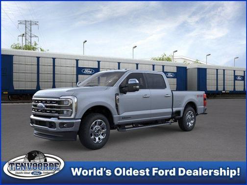 Glacier Gray Metallic 2026 Ford F-350 Lariat Super Duty