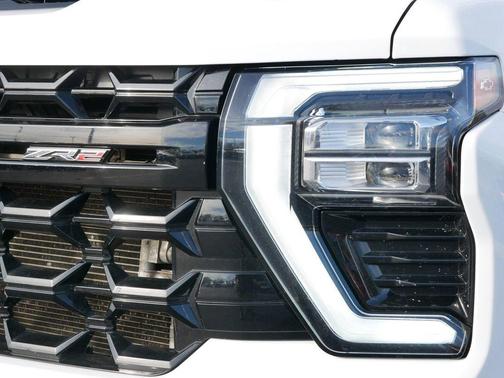 2024 Chevrolet Silverado 2500 ZR2