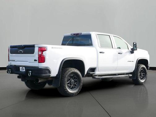 2024 Chevrolet Silverado 2500 ZR2