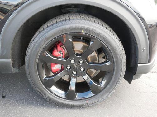 Black Metallic 2021 Ford Explorer ST