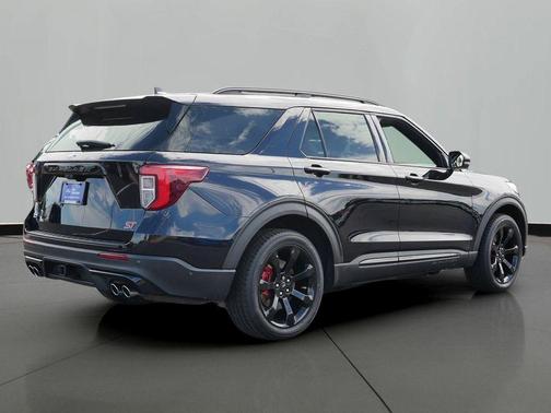 Black Metallic 2021 Ford Explorer ST