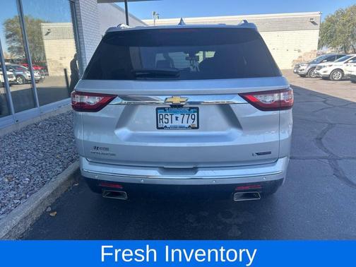 Silver Ice Metallic 2018 Chevrolet Traverse Premier