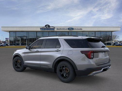 Carbonized Gray Metallic 2026 Ford Explorer Tremor