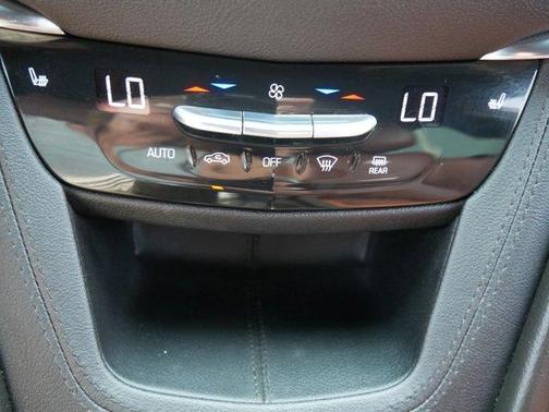 2020 Cadillac XT5 Sport