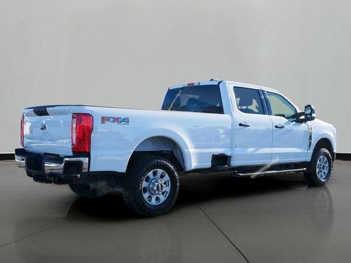 2024 Ford F-350 XLT