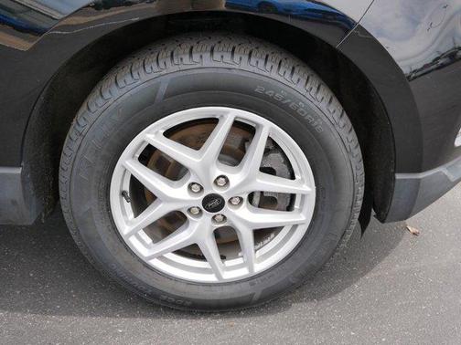 Black Metallic 2023 Ford Edge SEL