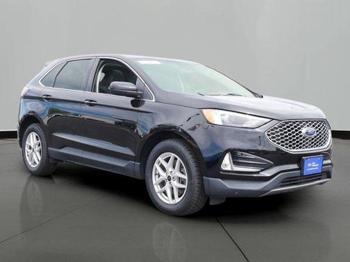 Black Metallic 2023 Ford Edge SEL