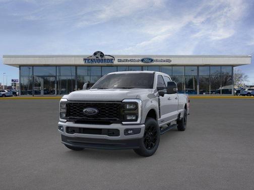 Avalanche 2026 Ford F-350 Lariat Super Duty