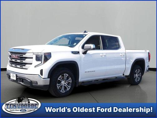 Summit White 2024 GMC Sierra 1500 SLE
