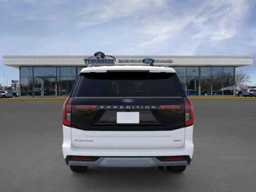 Star White 2026 Ford Expedition Max Platinum
