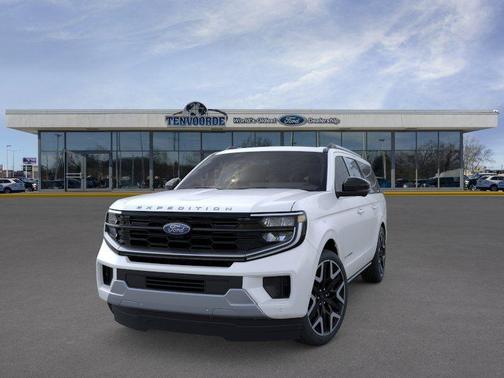 Star White 2026 Ford Expedition Max Platinum