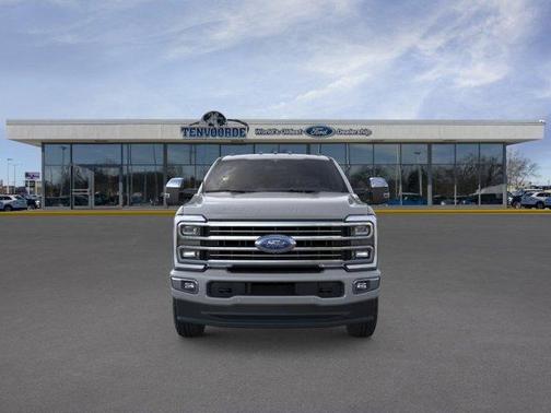 Avalanche 2026 Ford F-350 Lariat Super Duty