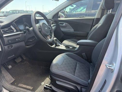 Silky Silver 2020 Kia Niro LX
