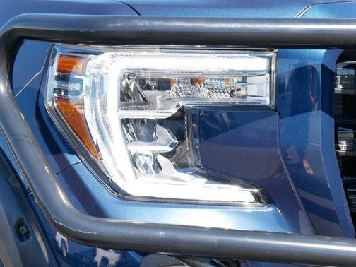 Pacific Blue Metallic 2022 GMC Sierra 1500 Limited Elevation