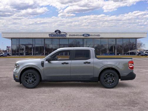 Carbonized Gray Metallic 2026 Ford Maverick XLT
