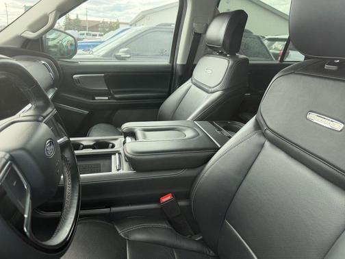 Oxford White 2025 Ford Expedition Max Platinum