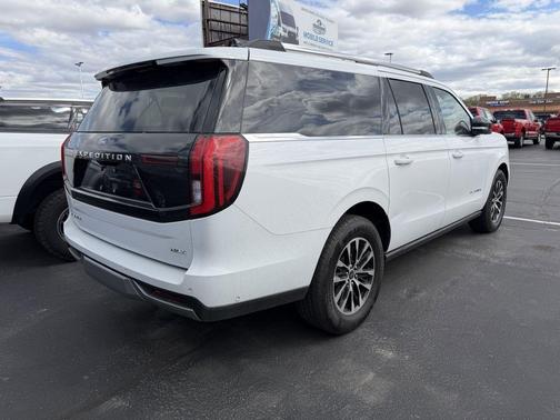 Oxford White 2025 Ford Expedition Max Platinum