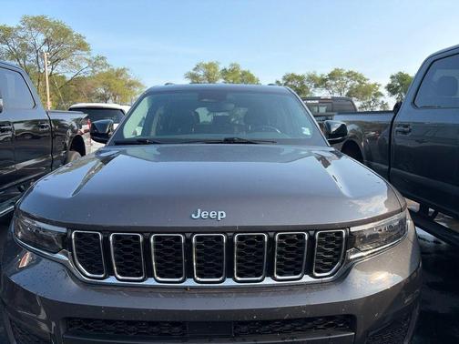 Metallic 2022 Jeep Grand Cherokee L Limited