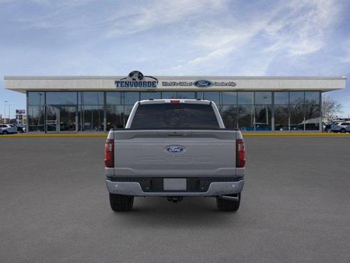 Avalanche 2026 Ford F-150 XLT