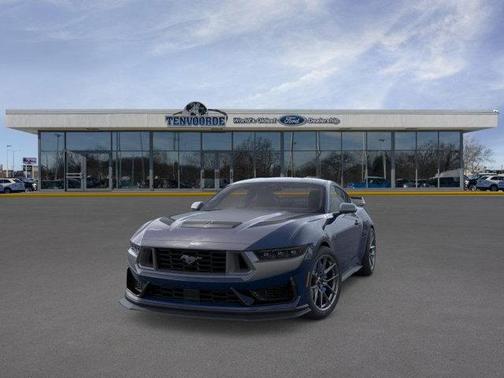 2025 Ford Mustang Dark Horse