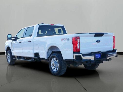 2024 Ford F-350 XLT