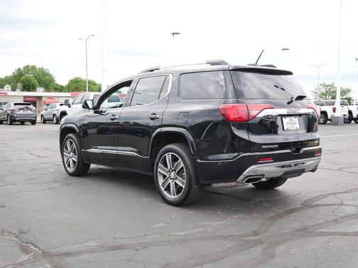 Ebony Twilight Metallic 2019 GMC Acadia Denali