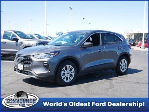 Gray Metallic 2023 Ford Escape Active