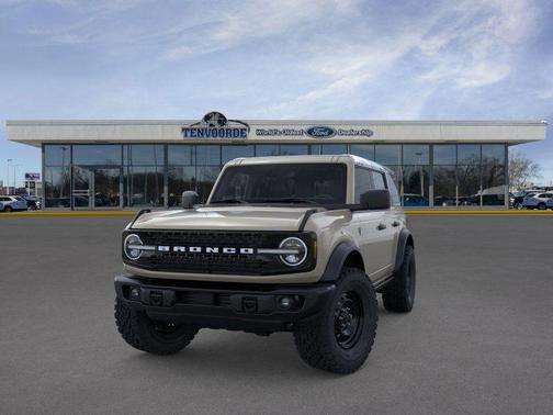Desert Sand 2026 Ford Bronco Badlands