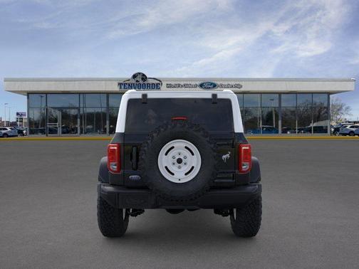 Shadow Black 2026 Ford Bronco Heritage Edition