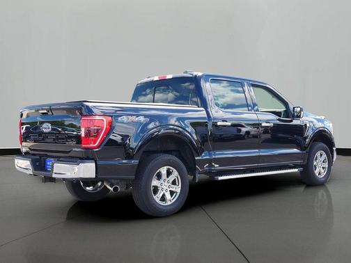 Agate Black Metallic 2023 Ford F-150 XLT