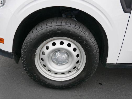 2022 Ford Maverick XL