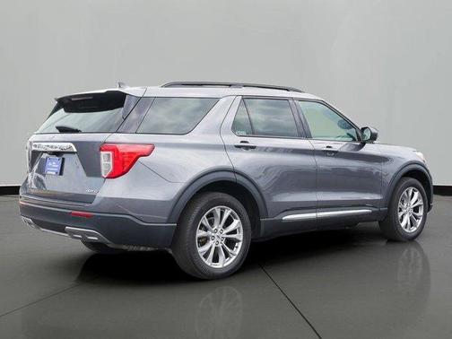 Gray Metallic 2023 Ford Explorer XLT