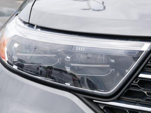 Gray Metallic 2023 Ford Explorer XLT