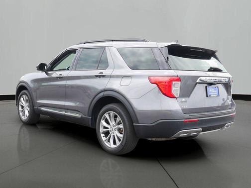 Gray Metallic 2023 Ford Explorer XLT