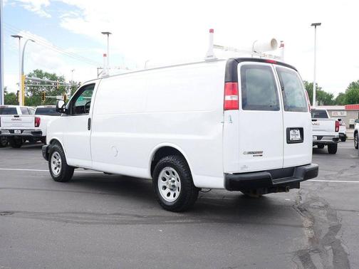 Summit White 2013 Chevrolet Express 1500 Work Van