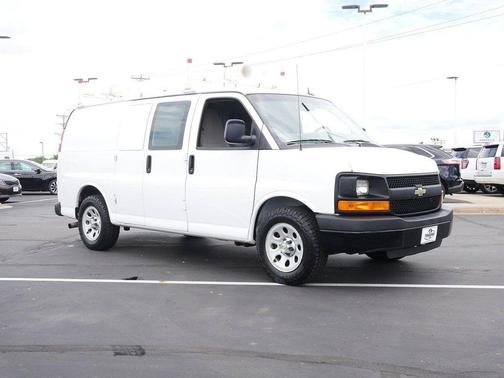 Summit White 2013 Chevrolet Express 1500 Work Van