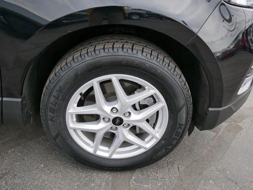 Agate Black Metallic 2024 Ford Edge SEL